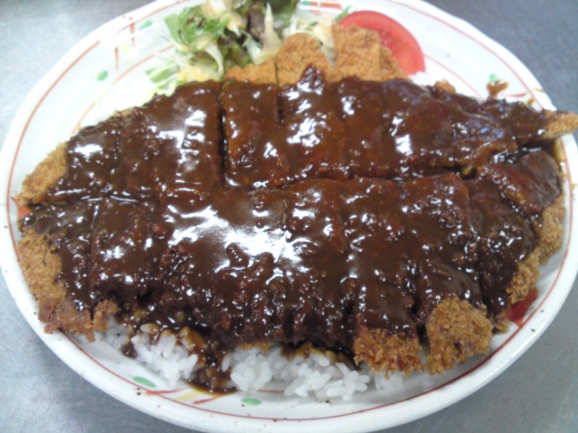 洋食屋　ポム・ド・テール